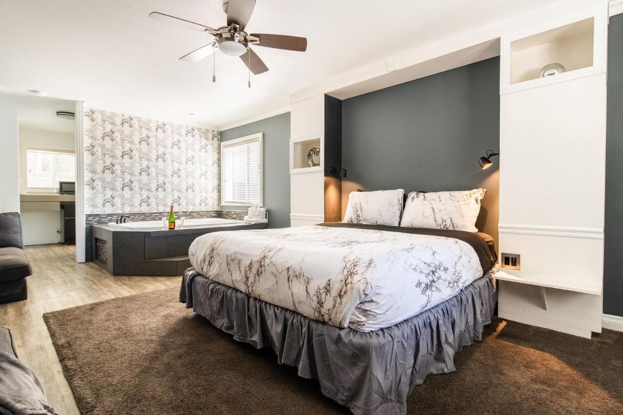 Big Bear Spa Suites Big Bear Lake Bagian luar foto