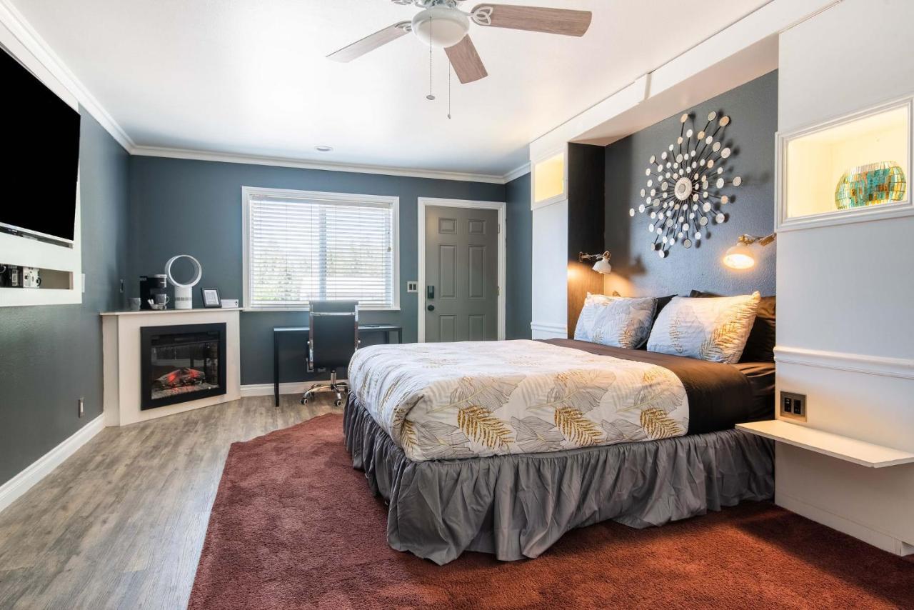 Big Bear Spa Suites Big Bear Lake Bagian luar foto