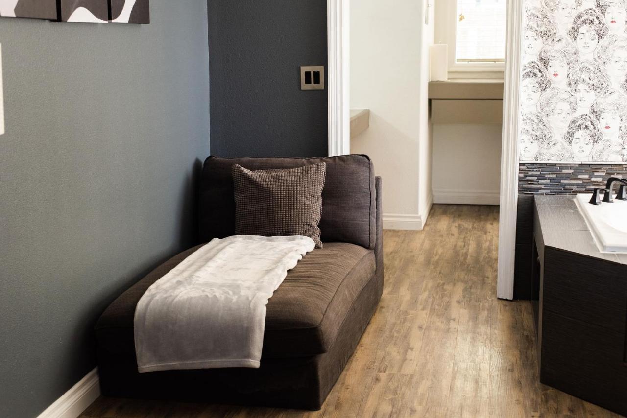 Big Bear Spa Suites Big Bear Lake Bagian luar foto