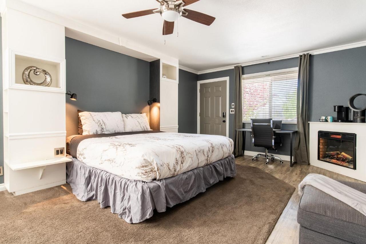 Big Bear Spa Suites Big Bear Lake Bagian luar foto